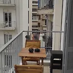 Parastaseis Flat *