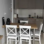 Parastaseis Flat * Patras