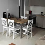 Parastaseis Flat *