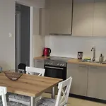 Daire Parastaseis Flat Patras