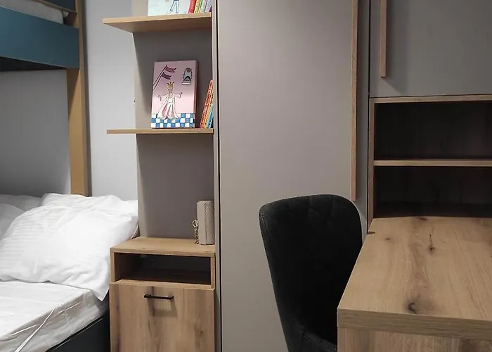 Apartment Parastaseis Flat *